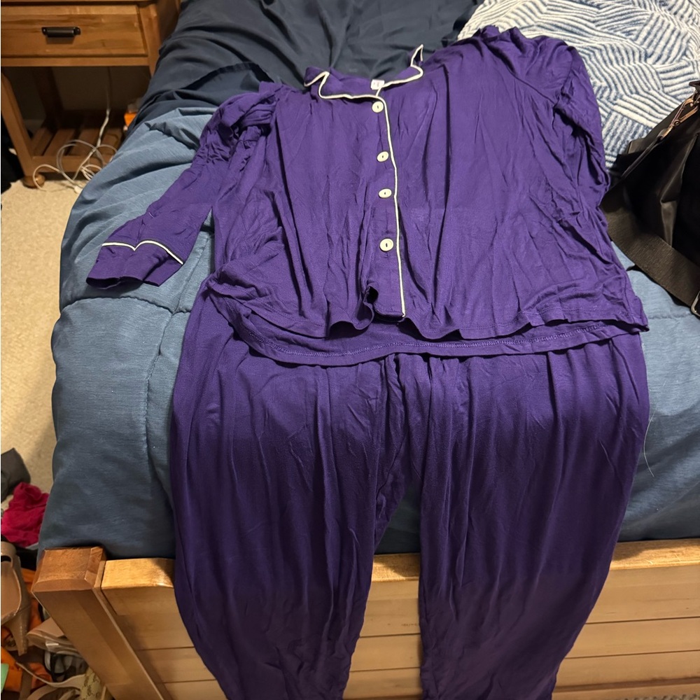 Elegant Purple Women's Pajama Set